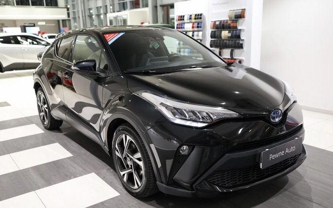 Toyota C-HR cena 131850 przebieg: 36157, rok produkcji 2023 z Człopa małe 596